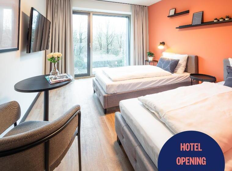 اتاق استاندارد, The Base Munich