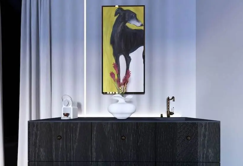 استودیوی استاندارد, Kalm Stay A Design Apart
