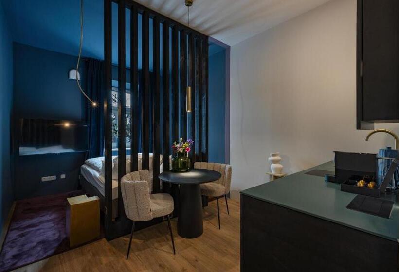 חדר סטודיו סטנדרד, Kalm Stay   A Design Apart