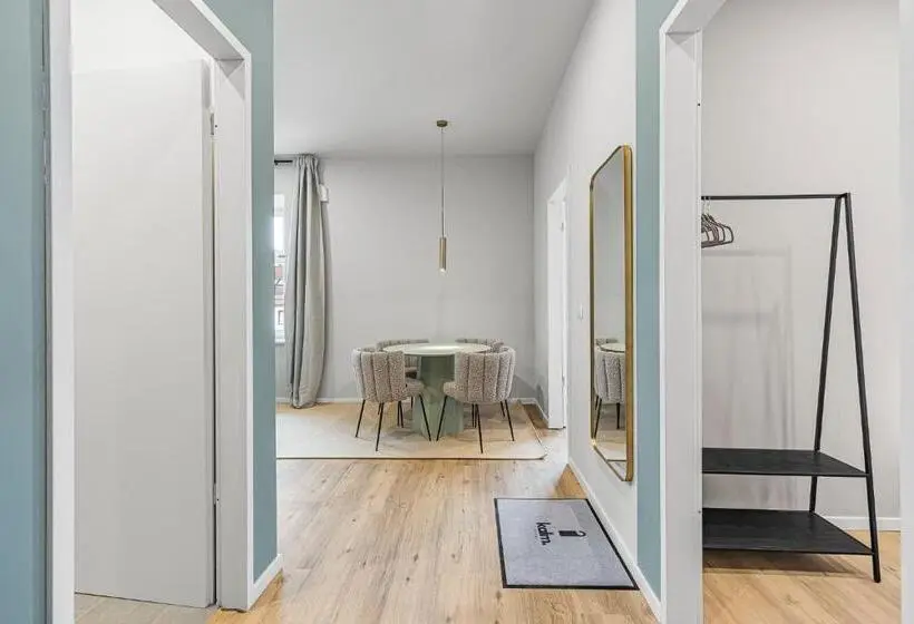 سوییت خانوادگی, Kalm Stay A Design Apart