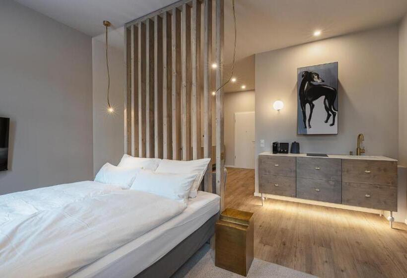 디럭스 룸, Kalm Stay A Design Apart