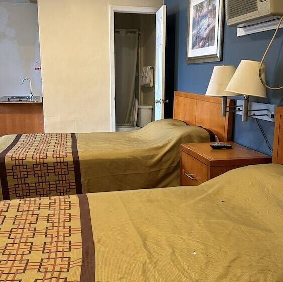 스탠다드 룸, Four Oaks