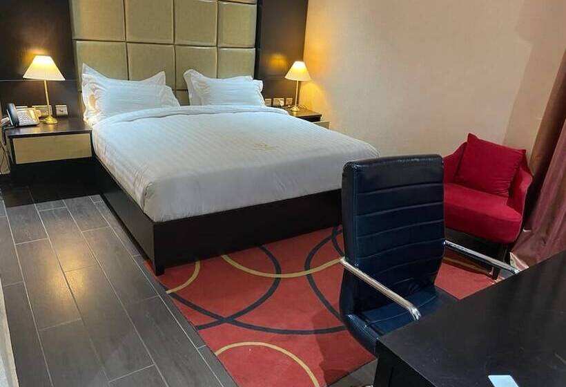 اتاق استاندارد, Rich Bridge