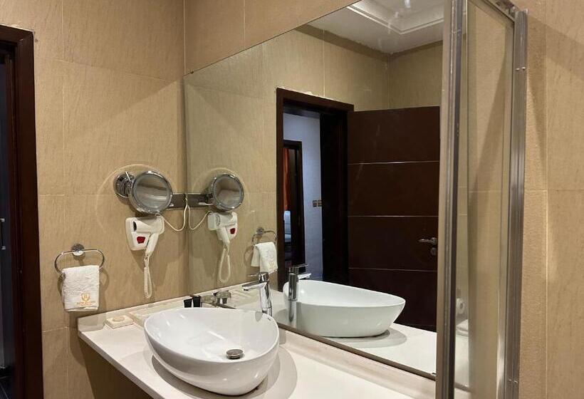 اتاق استاندارد, Rich Bridge