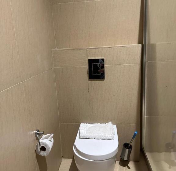 اتاق استاندارد, Rich Bridge