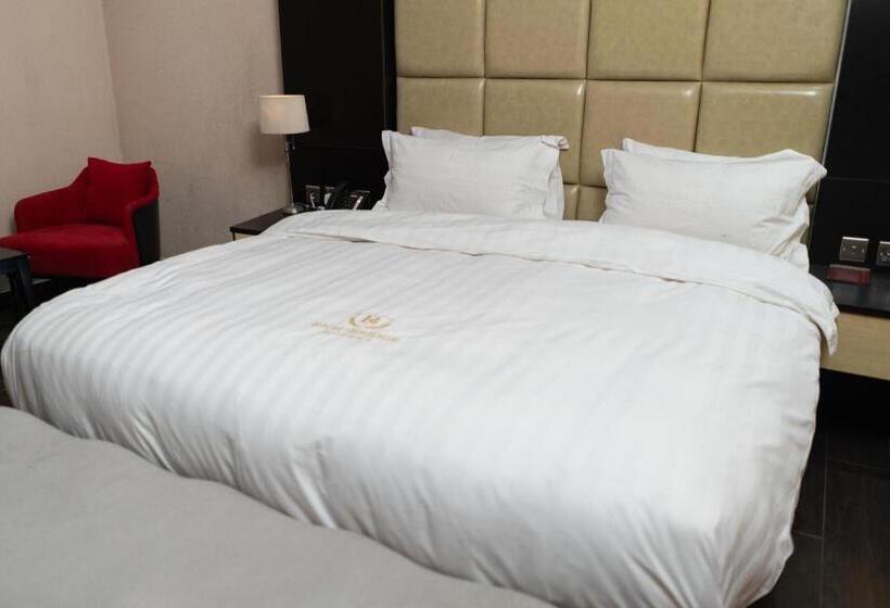 اتاق استاندارد, Rich Bridge