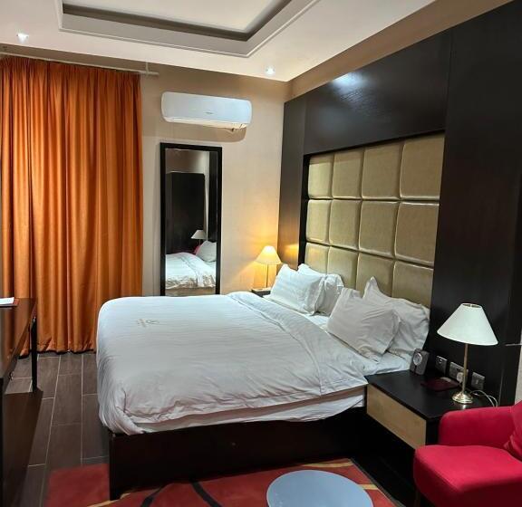 سوییت, Rich Bridge