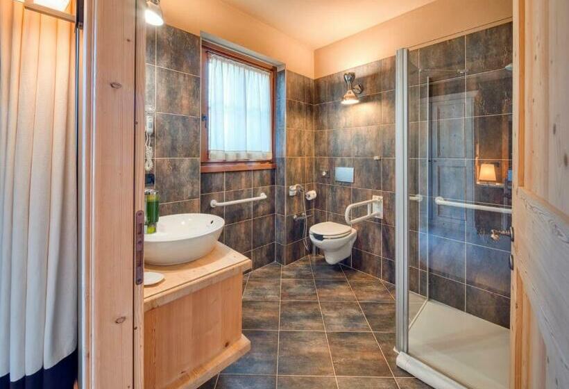 Balkonlu Standart Oda, Agriturismo Rini