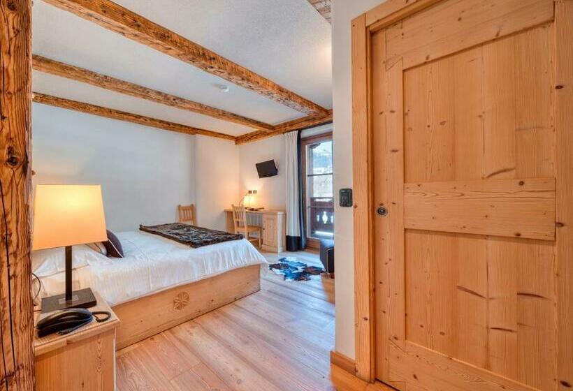 Balkonlu Standart Oda, Agriturismo Rini