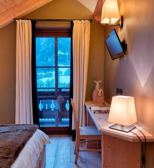 Balkonlu Standart Oda, Agriturismo Rini