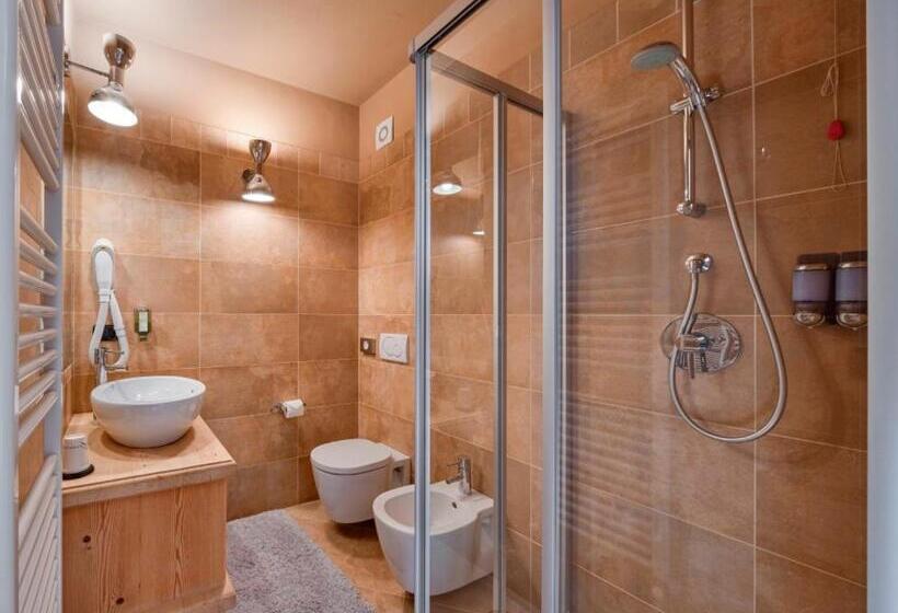 Üç Kişilik Standart Oda, Agriturismo Rini