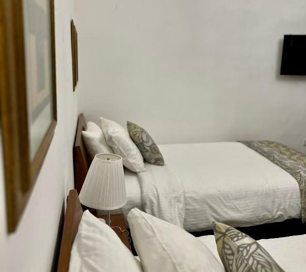 اتاق استاندارد, Bonita Inn