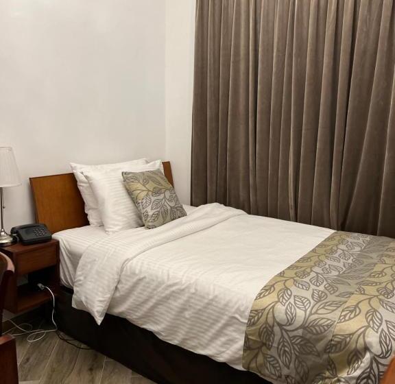 اتاق استاندارد یک نفره, Bonita Inn