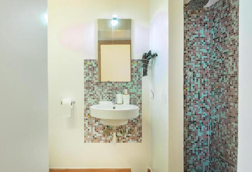 Camera Standard, Casa Giovanni Da Procida