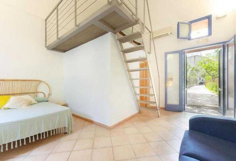 Номер Стандарт Кровать Кинг Адаптированный для Инвалидов, Casa Giovanni Da Procida