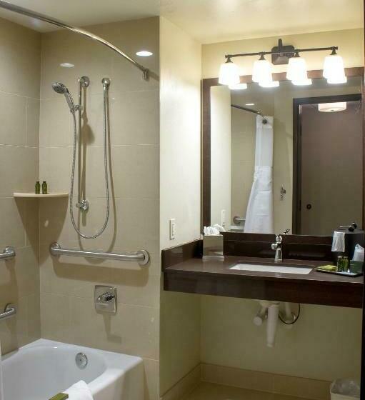 חדר סטנדרט מותאם לאדם עם מוגבלויות, Cedar Creek Lodge & Conference Center