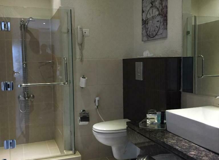 اتاق سوپریور, Crystal