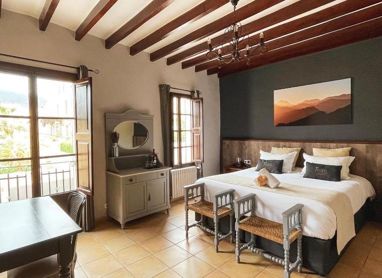 Premium room w/ mountain view, El Nido De Alaro   Turismo De Interior
