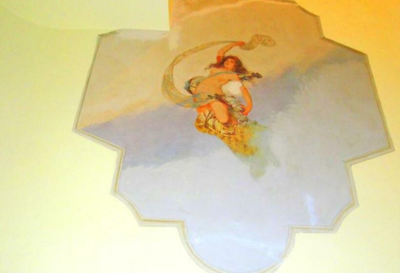 اتاق استاندارد, Europa