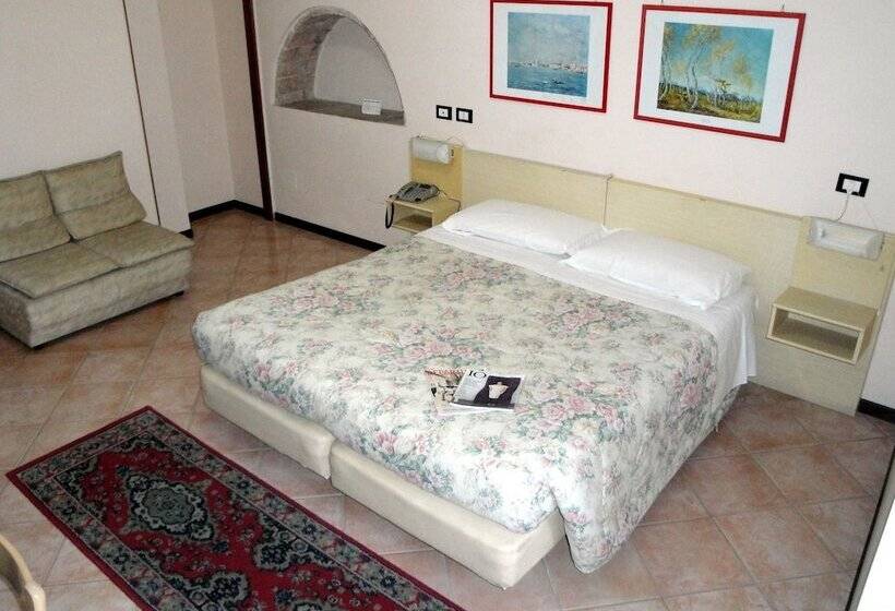 اتاق استاندارد, Europa