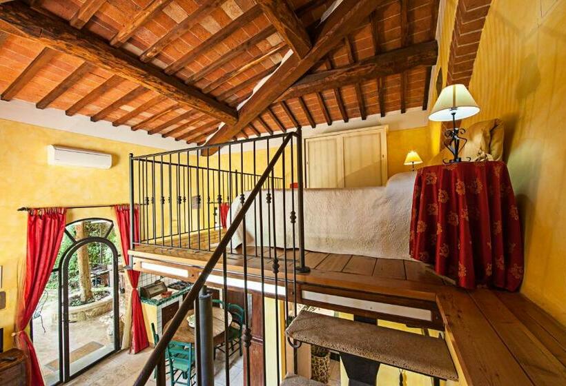 חדר סטודיו סטנדרד, Fonte Del Castagno