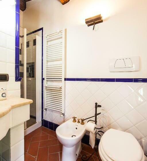 סוויטה משפחתית, Fonte Del Castagno