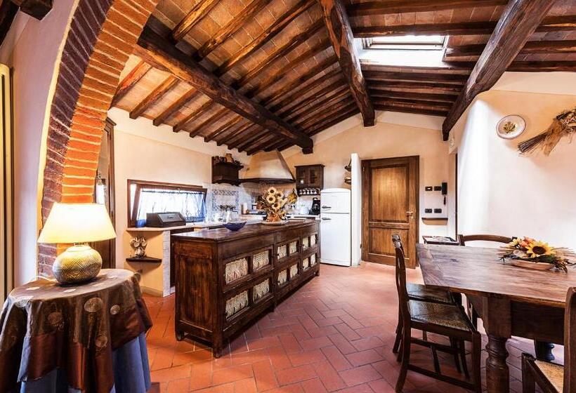 סוויטה משפחתית, Fonte Del Castagno