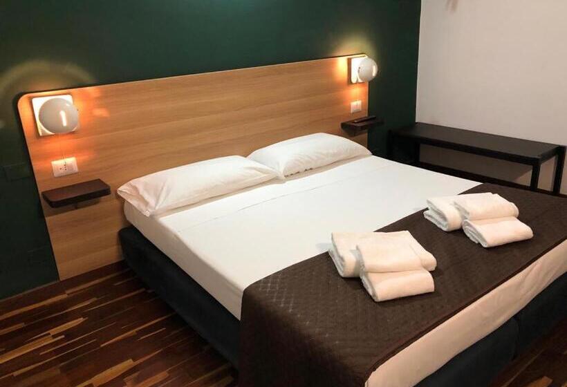 经济房, Il Piccolo Albergo Matera