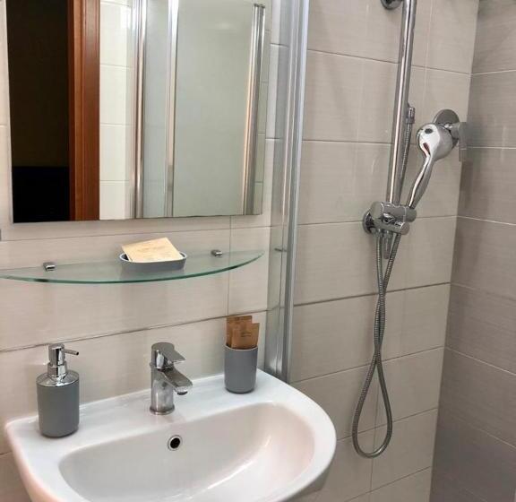 经济房, Il Piccolo Albergo Matera