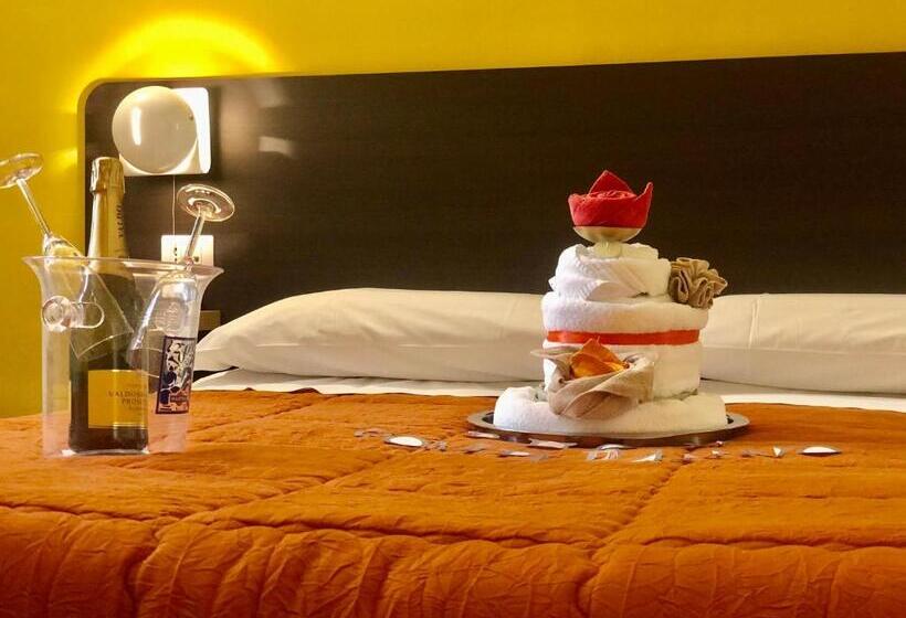 经济房, Il Piccolo Albergo Matera