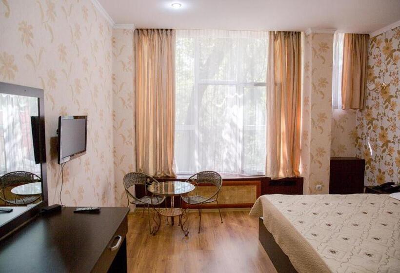 اتاق استاندارد, Kazakhfilm