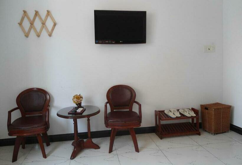 اتاق استاندارد, Khang Khang 2