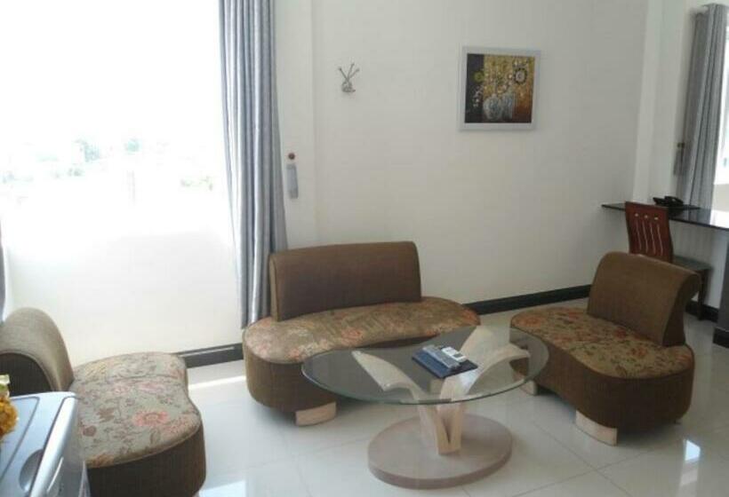 سوییت, Khang Khang 2