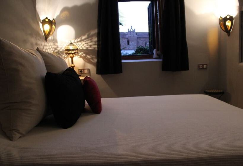 اتاق استاندارد, La Boheme