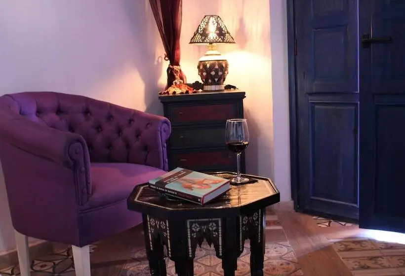 اتاق استاندارد, La Boheme