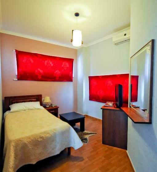 标准单人间, Lubjana