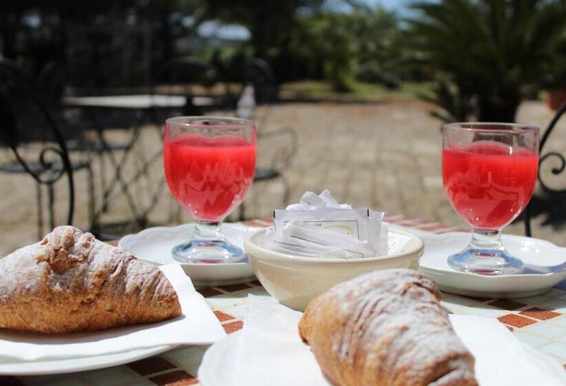 Классический Номер, Masseria Tolla