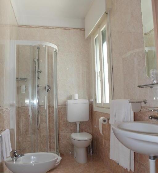 Standard Einzelzimmer Seitl. Meerblick, Monaco