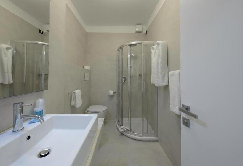 3-Bett-Standardzimmer Meerblick, Monaco