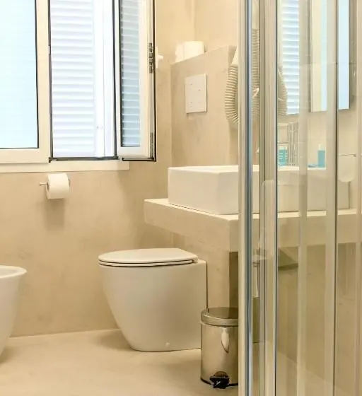 Triple Room Sea View, Monaco