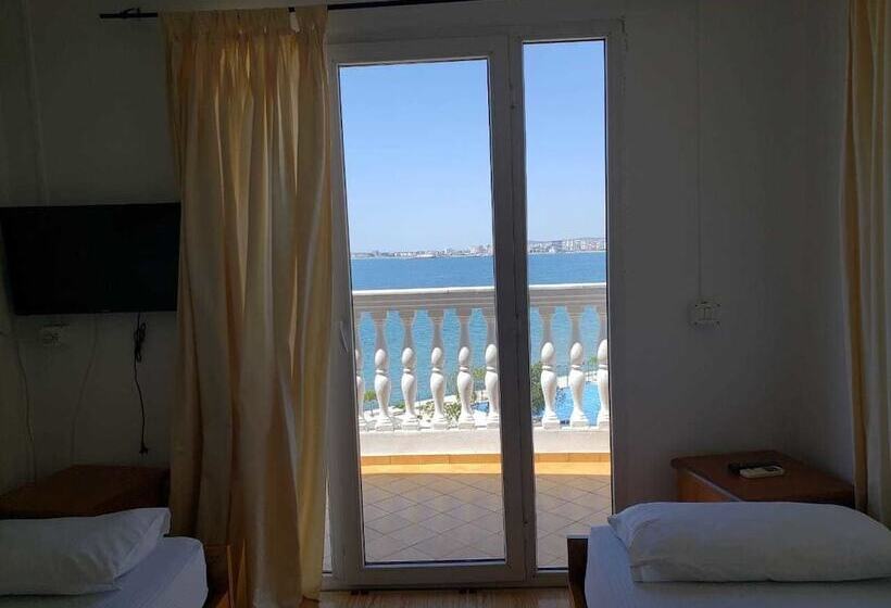Chambre Standard avec Balcon, Nacional
