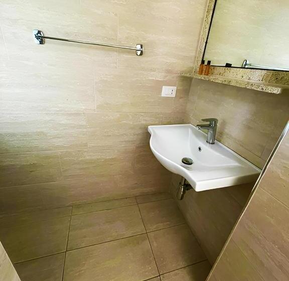 Chambre Triple Standard avec Balcon, Nacional