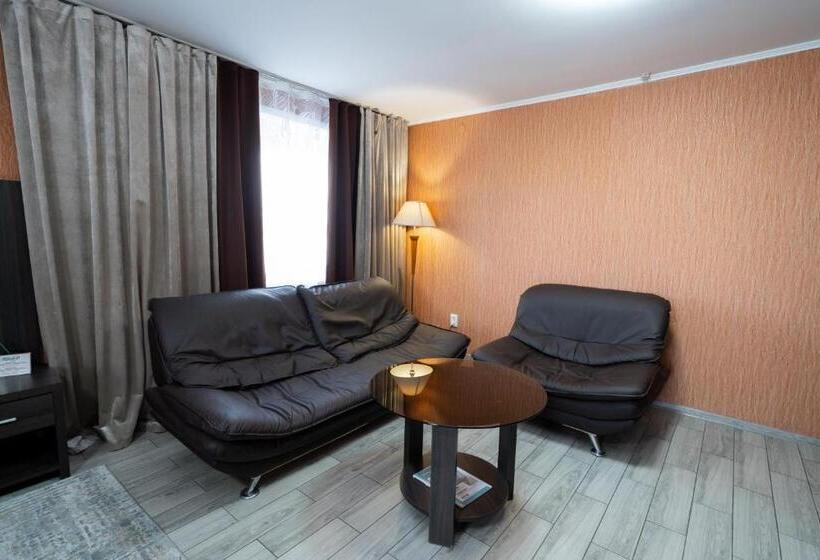 اتاق استاندارد, Ostrov