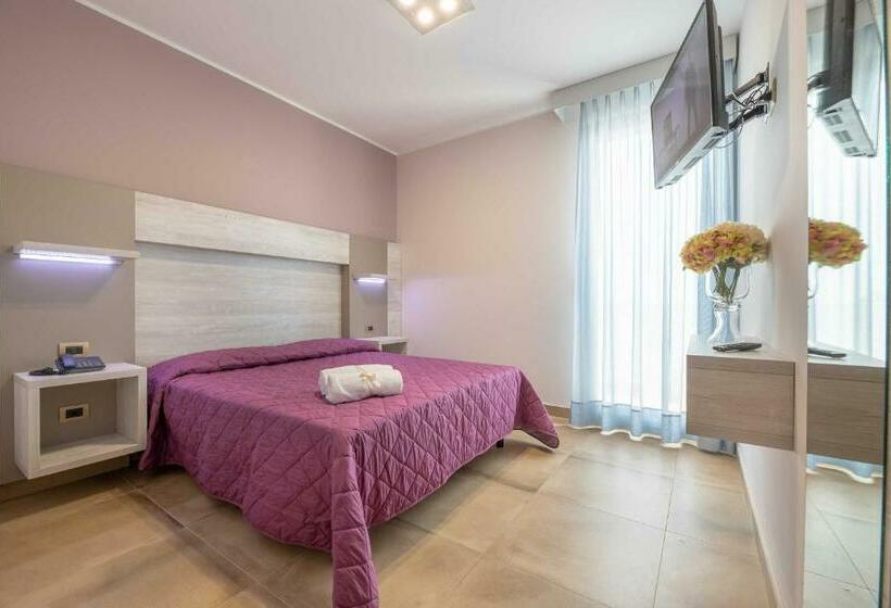 标准间侧面带海景, Salento Mirfran