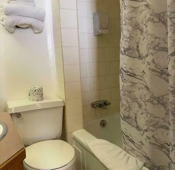 اتاق استاندارد, Stork Nest Inn