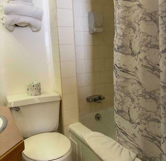 스탠다드 룸 더블 침대 2개, Stork Nest Inn