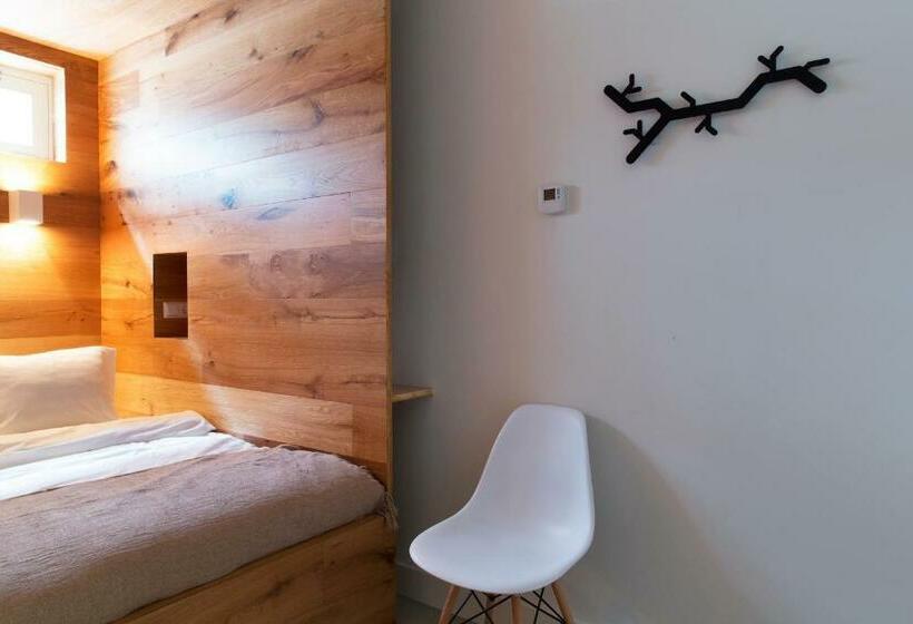 5 Bedroom Apartment, The Mansion