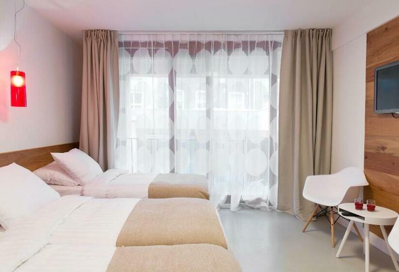 5 Bedroom Apartment, The Mansion