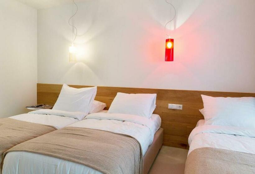 5 Bedroom Apartment, The Mansion