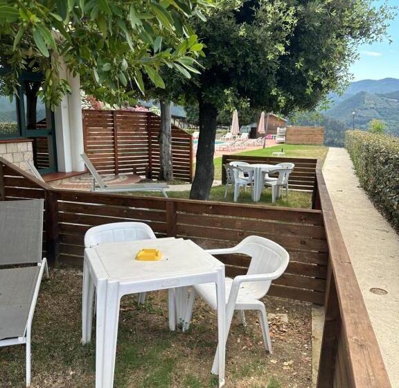 غرفة قياسية رباعية مطلة على الحديقة, Villa De Santis